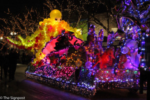 The Make A Wish float had an under the sea theme as it rolled down Washington Blvd.