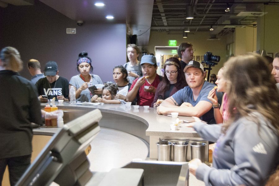 Students grab a bite to eat at Waldos Corner Pocket during its opening on Wednesday, Sept 7. (Ben Brandley / The Signpost)