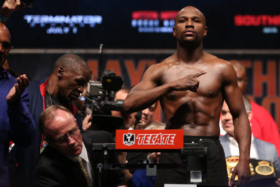 Floyd Mayweather Jr. weighs in at 146 pounds a day before he fights Manny Pacquiao for the Welterweight title at the MGM Grand Garden Arena in Las Vegas on Friday, May 1, 2015. (Robert Gauthier/Los Angeles Times/TNS)