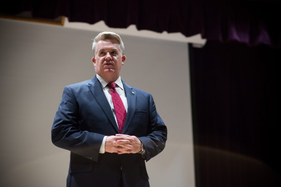 US Attorney John Huber speaks to and fields questions from students at the Wildcat Theater. (Joshua Wineholt / The Signpost)