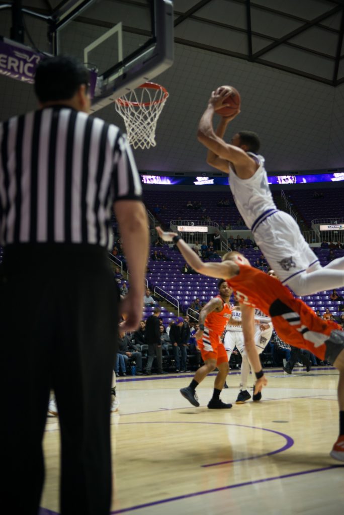 1-18 vs Idaho State (Joshua Wineholt) (4 of 8).jpg