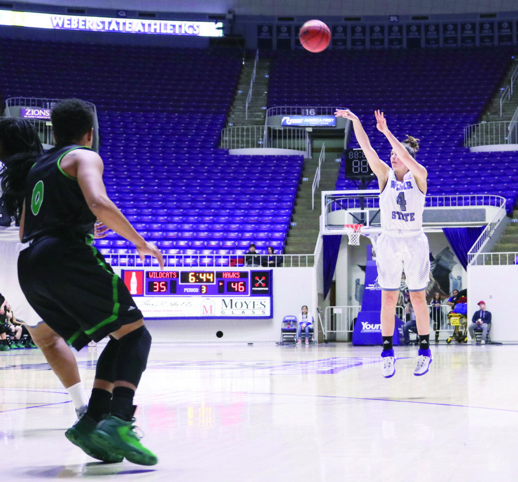 1-20 WBB v North Dakota (Abby Van Ess) (17 of 23).jpg