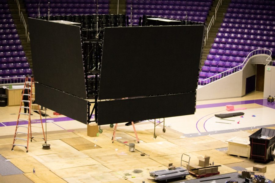 The new jumbotron lowered into the middle of the Dee Events Center as it continues to be worked on. (Kalie Pead/ The Signpost)