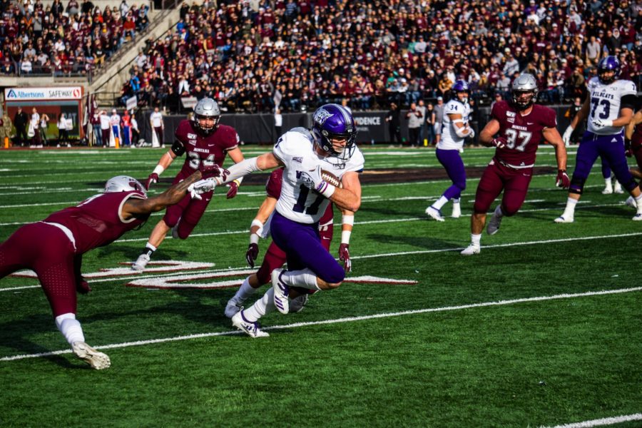 Ty Macpherson scored his third career touchdown against Montana (Israel Campa / The Signpost) Photo credit: Israel Campa