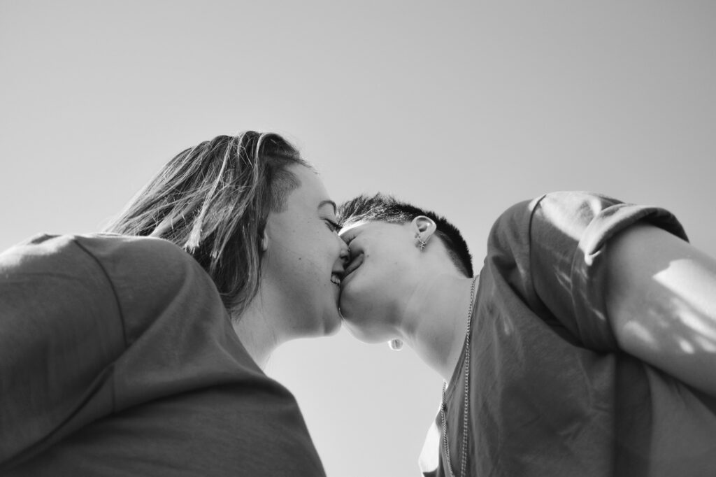 Black and white photograph of a couple in Utah. (Paige McKinnon / The Signpost)