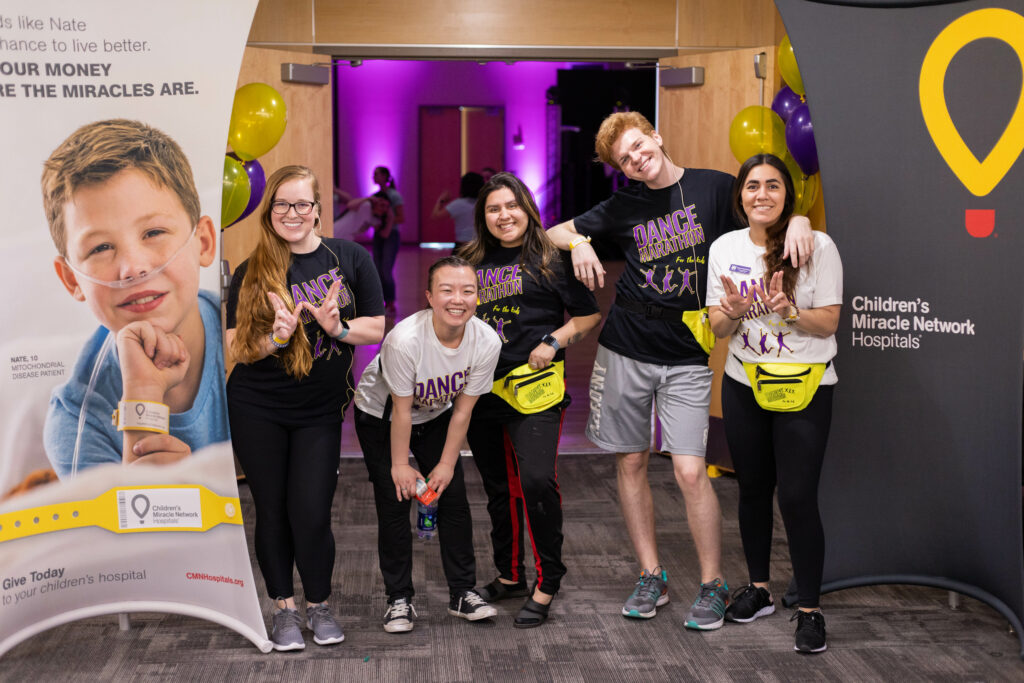 WSUSA members ready to welcome dancer participants. (Marissa Wolford / The Signpost)