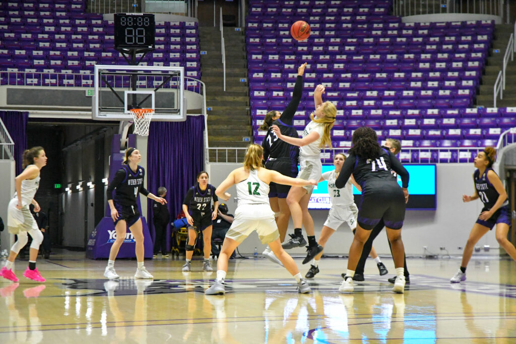 Tip off in OT for Weber State Women's Basketball team against Sacramento, which resulted in a win of 75-69 in Saturday's game. (Nikki Dorber/The Signpost)
