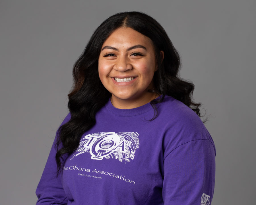 Previous award recipient and current WSU student Finau Tauteoli was congratulated for her work contributing to the success of all students, especially Pacific Islander Students. Photo credit: Weber State University