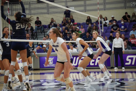 Weber State Womens Volleyball Mid-game on Sept. 17. (Kris Beck)