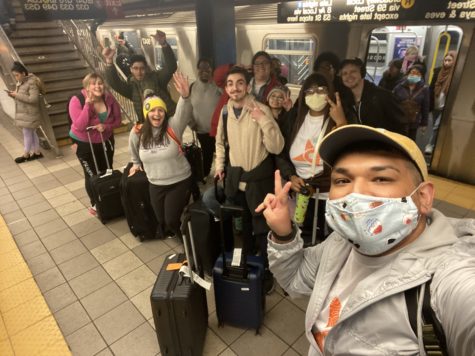 WSU students taking a group photo while visiting New York City for their alternative spring break.