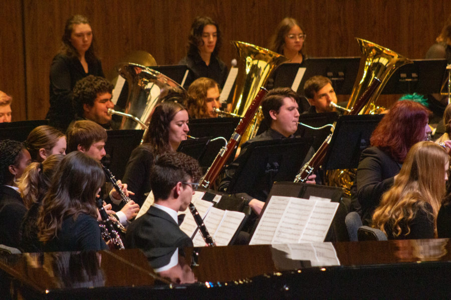 Weber+State+University%E2%80%99s+Symphonic+Band+playing+music+for+their+audience.