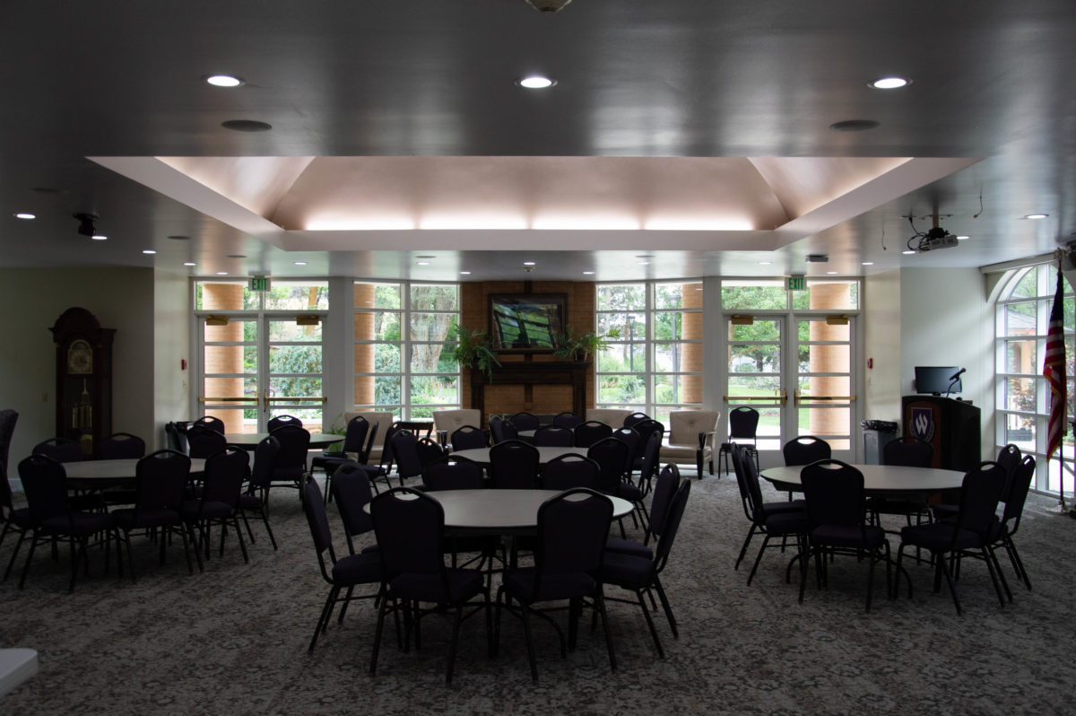 The main Banquet Hall inside of the Lindquist Alumni Center.