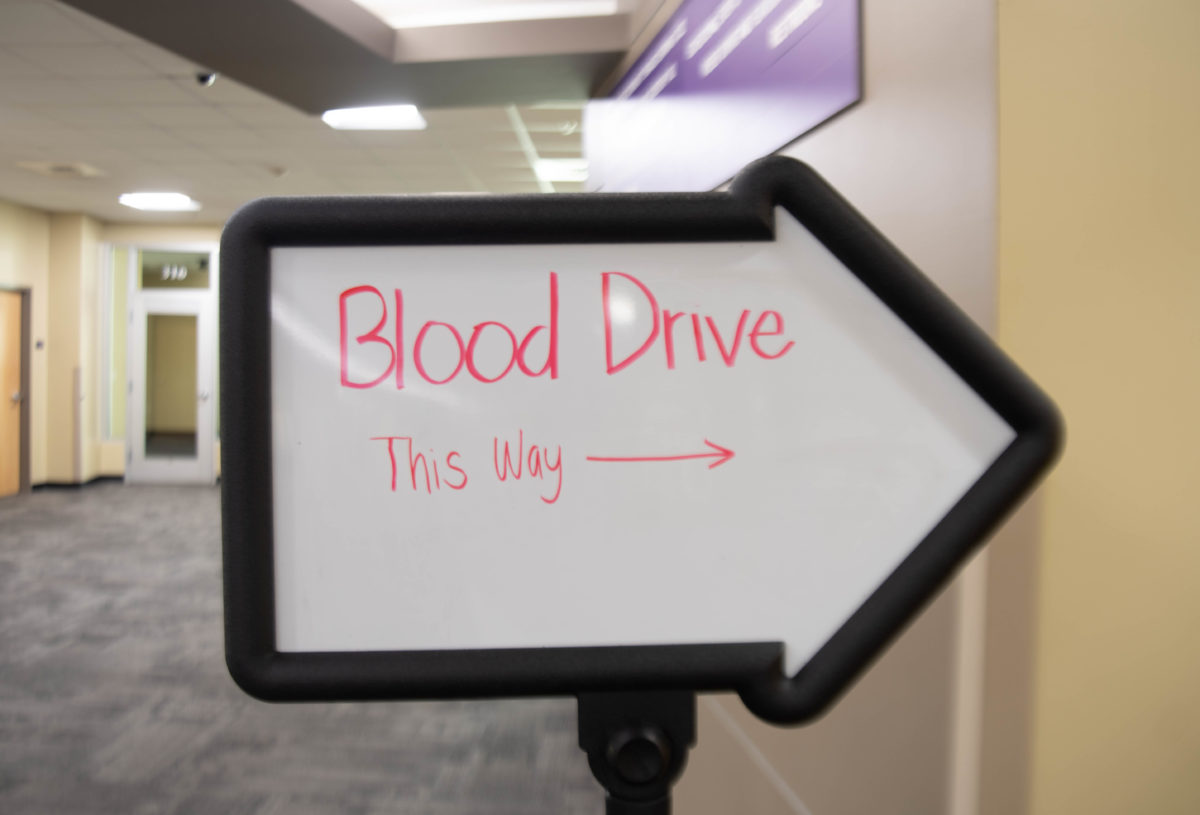 Sign directing donators to the blood drive.