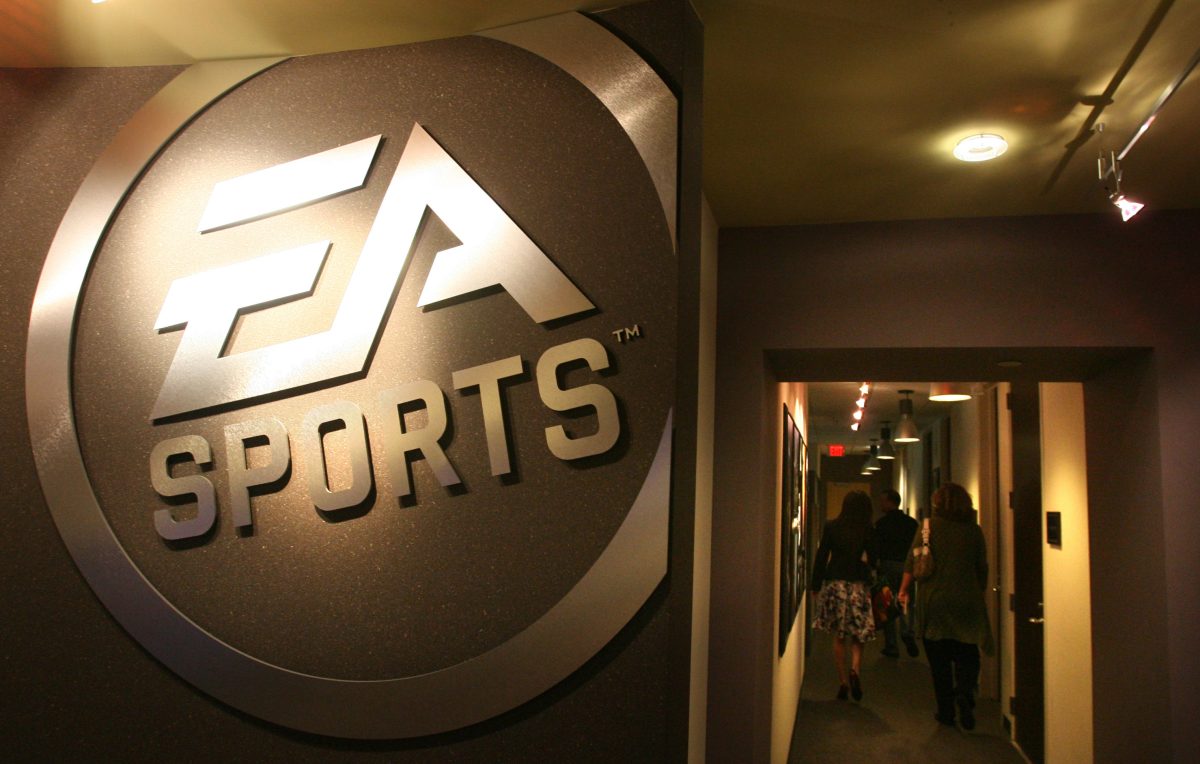 The EA Sports logo, at the entrance to EA Tiburon, the Electronic Arts video game development studio in Maitland, during a tour of the facility, Thursday,  Aug. 5, 2010.  (Joe Burbank/Orlando Sentinel)    newsgate # B58620370Z.19/12/2011