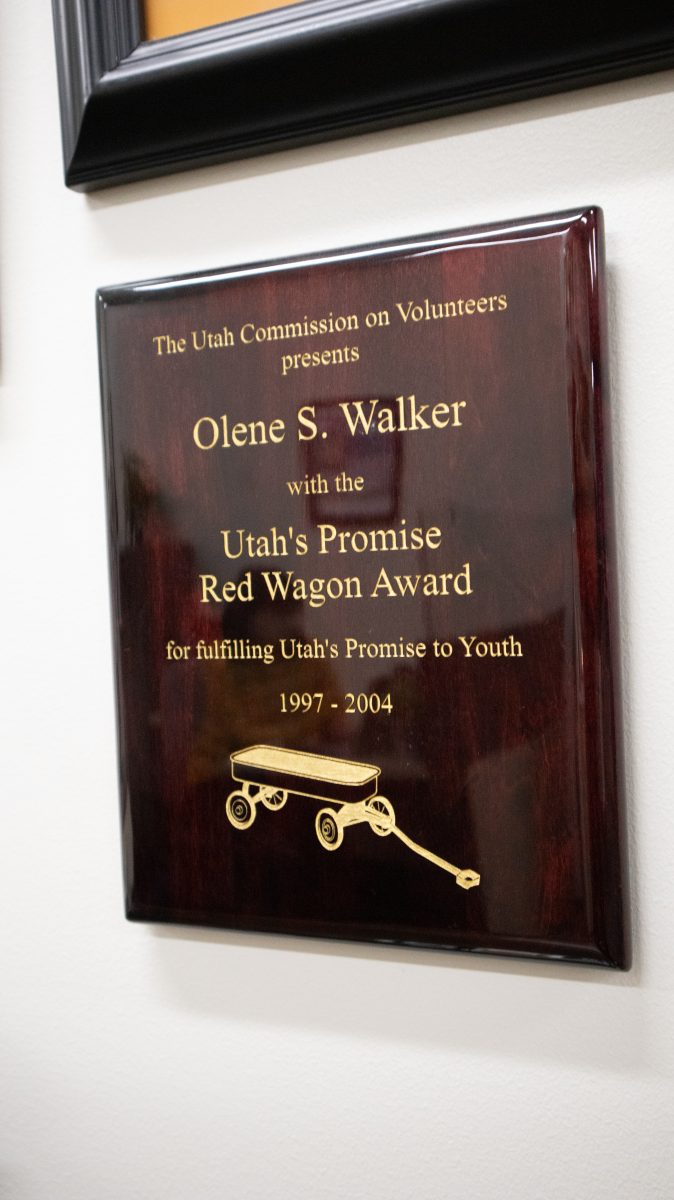 A plaque awarded to Governor Walker.