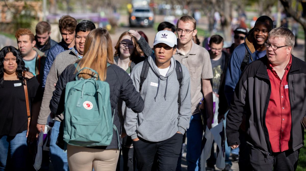 A new student orientation tour on May 2, 2019.// Un nuevo tour de orientación estudiantil el 2 de Mayo de 2019.