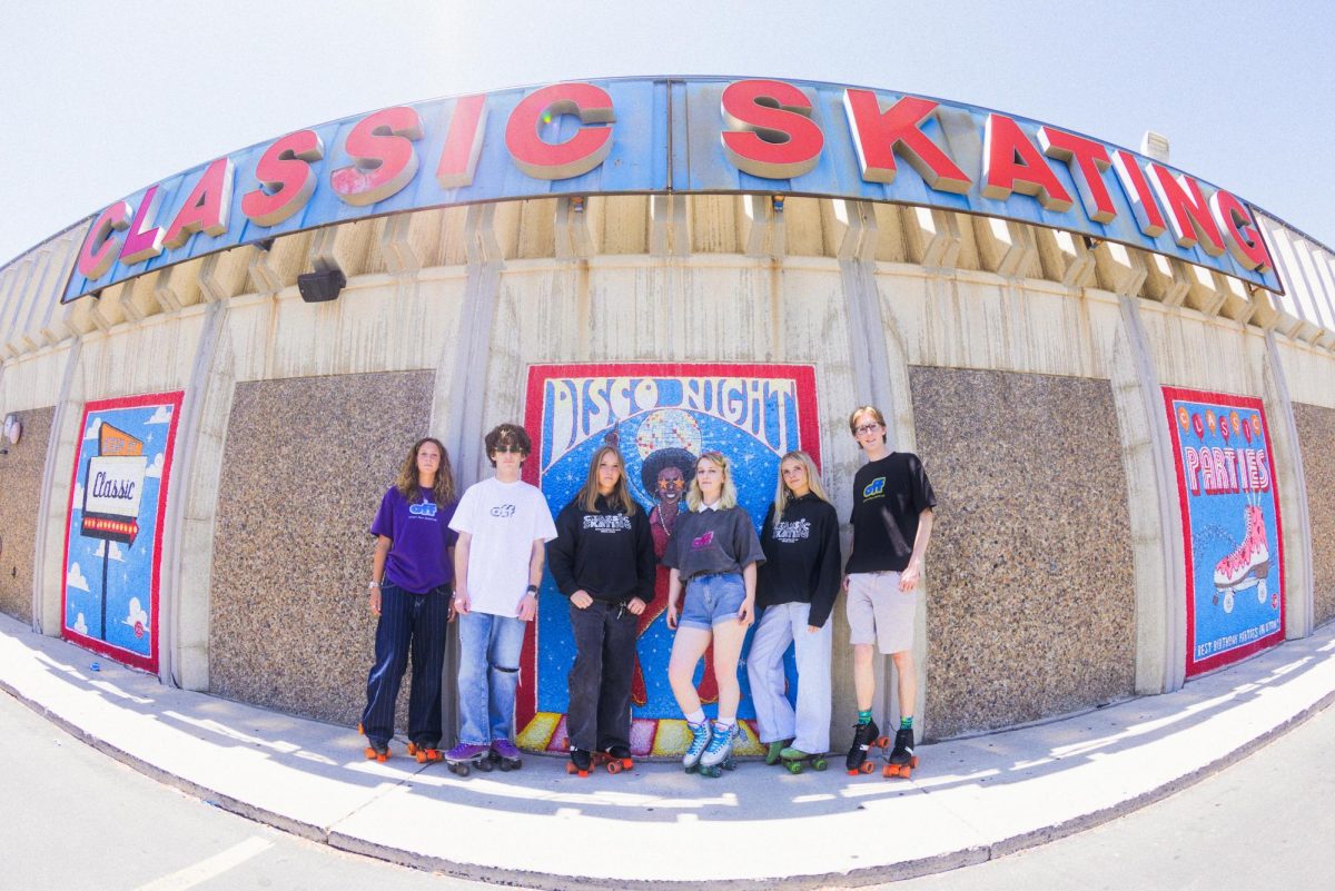 Movie nights and concerts will take place at the Orem Classic Skating leading up to the Orem Film Festival.// Noches de película y conciertos tomaran lugar en el Orem Classic Skating, y luego el Orem Film Festival.