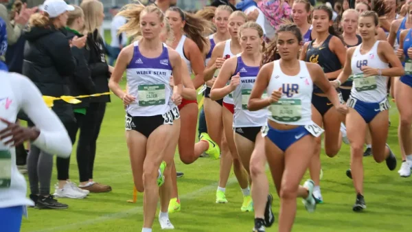 Weber State University women's cross country places 13th in the Mountain Region Championships.-- El equipo de cross country de Weber State University toma el lugar numero 13 en el Mountain Region Championships.