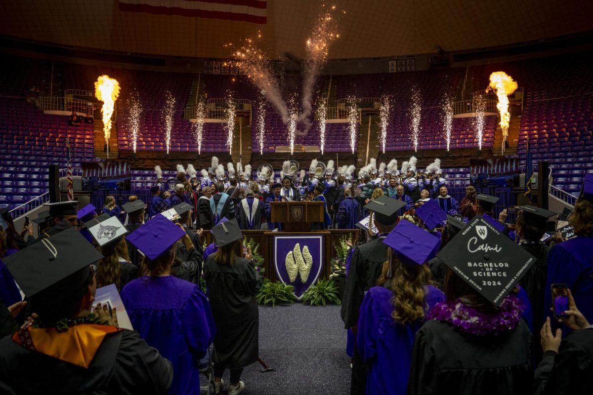 Weber State University community members celebrate the new graduates from the Class of 2024 on April 26, 2024. / Los miembros de la comunidad de la Universidad  de Weber State celebraron a los nuevos graduados de la promoción de 2024 el 26 de abril de 2024.