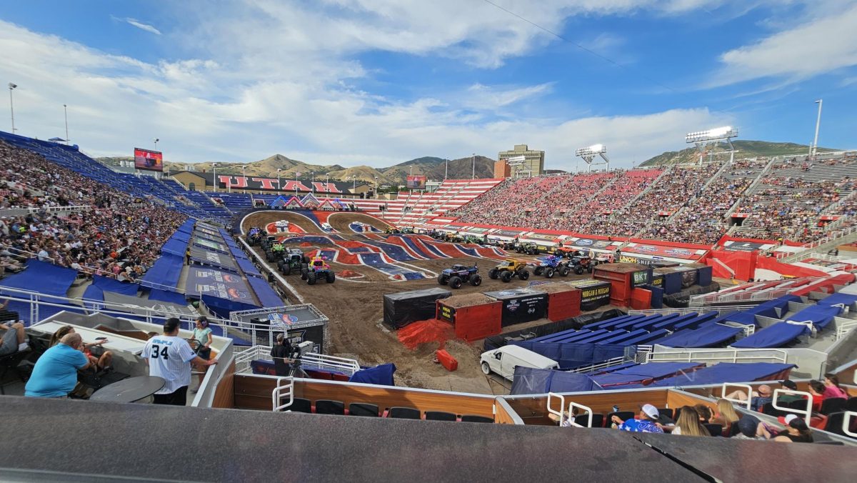 Monster trucks line up on display to the crowd before the main event begins at the 2026 Monster Jam Finals on July 3, 2026. // Monster trucks se alinean para mostrarse ante el público antes de que comienze el evento principal en la final de Monster Jam 2026, el 3 de julio de 2026.